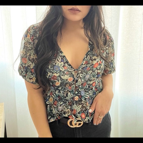 Betsy Floral Top - Picture 2 of 2